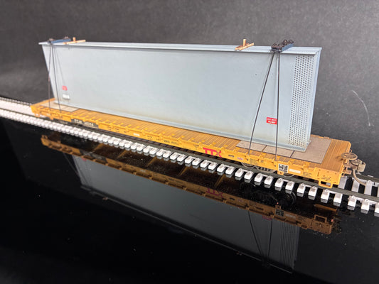 Atlas HO Scale 68' Flatcar with I Beams